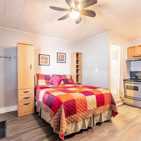 Bayside Cottage Rentals Port Rowan ภายนอก รูปภาพ