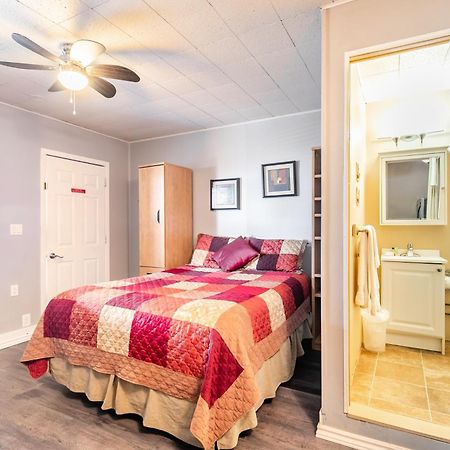 Bayside Cottage Rentals Port Rowan ภายนอก รูปภาพ