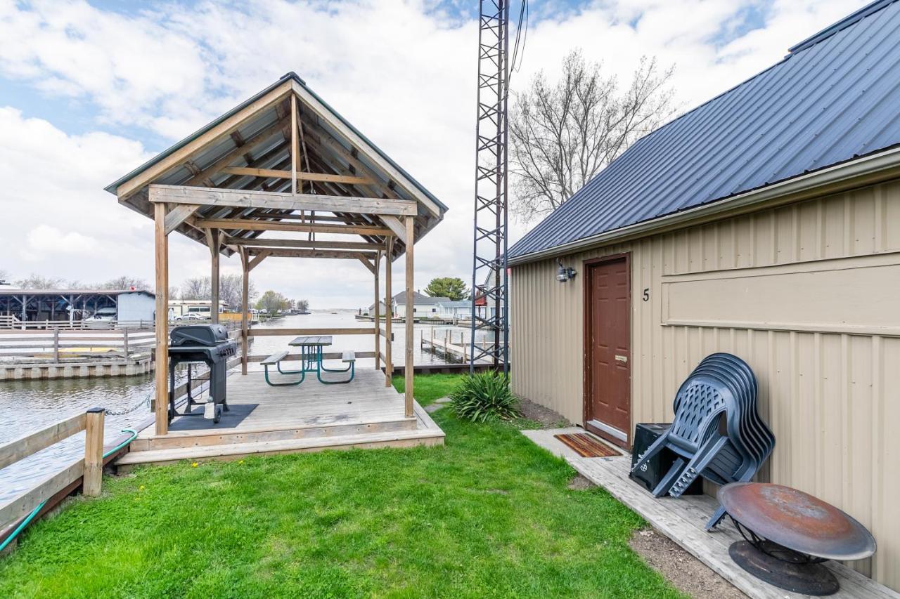 Bayside Cottage Rentals Port Rowan ภายนอก รูปภาพ