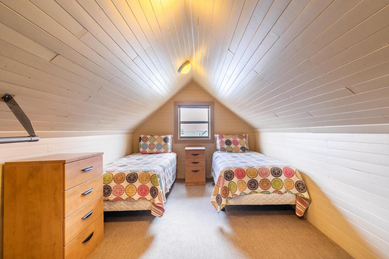 Bayside Cottage Rentals Port Rowan ภายนอก รูปภาพ