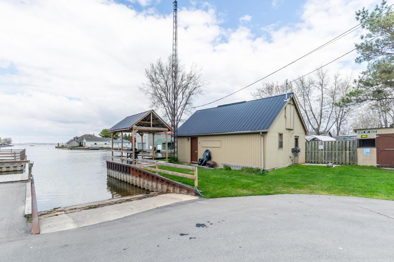 Bayside Cottage Rentals Port Rowan ภายนอก รูปภาพ
