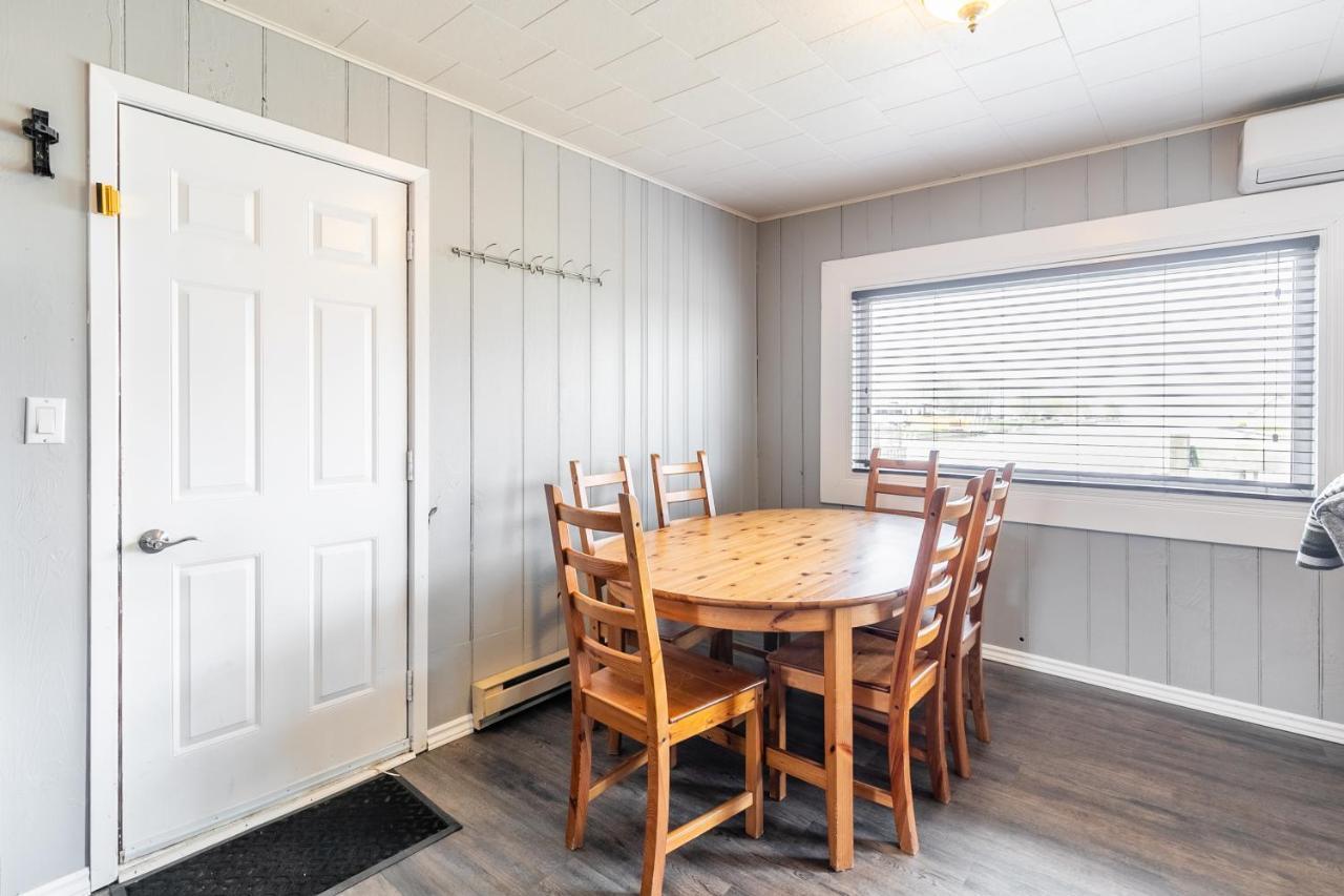 Bayside Cottage Rentals Port Rowan ภายนอก รูปภาพ