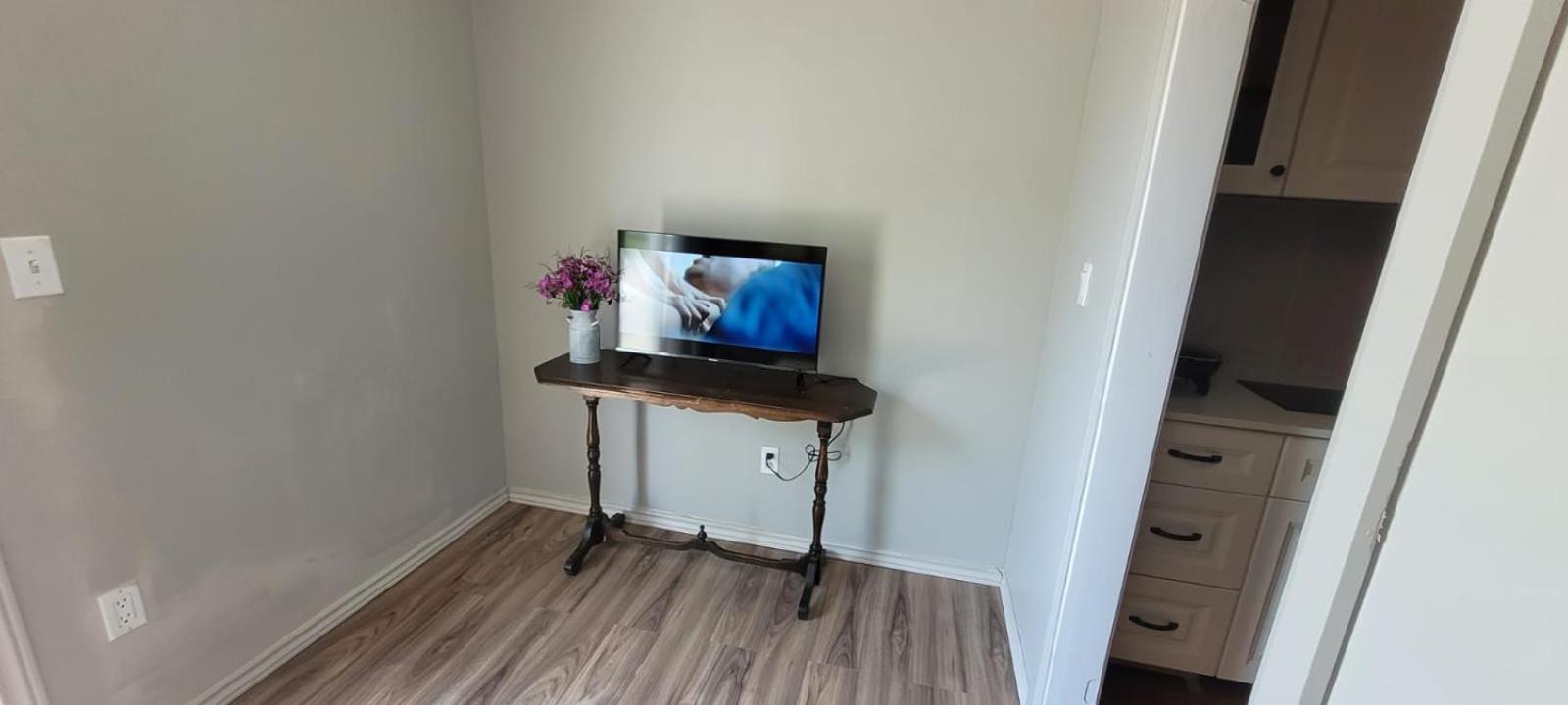 Bayside Cottage Rentals Port Rowan ภายนอก รูปภาพ