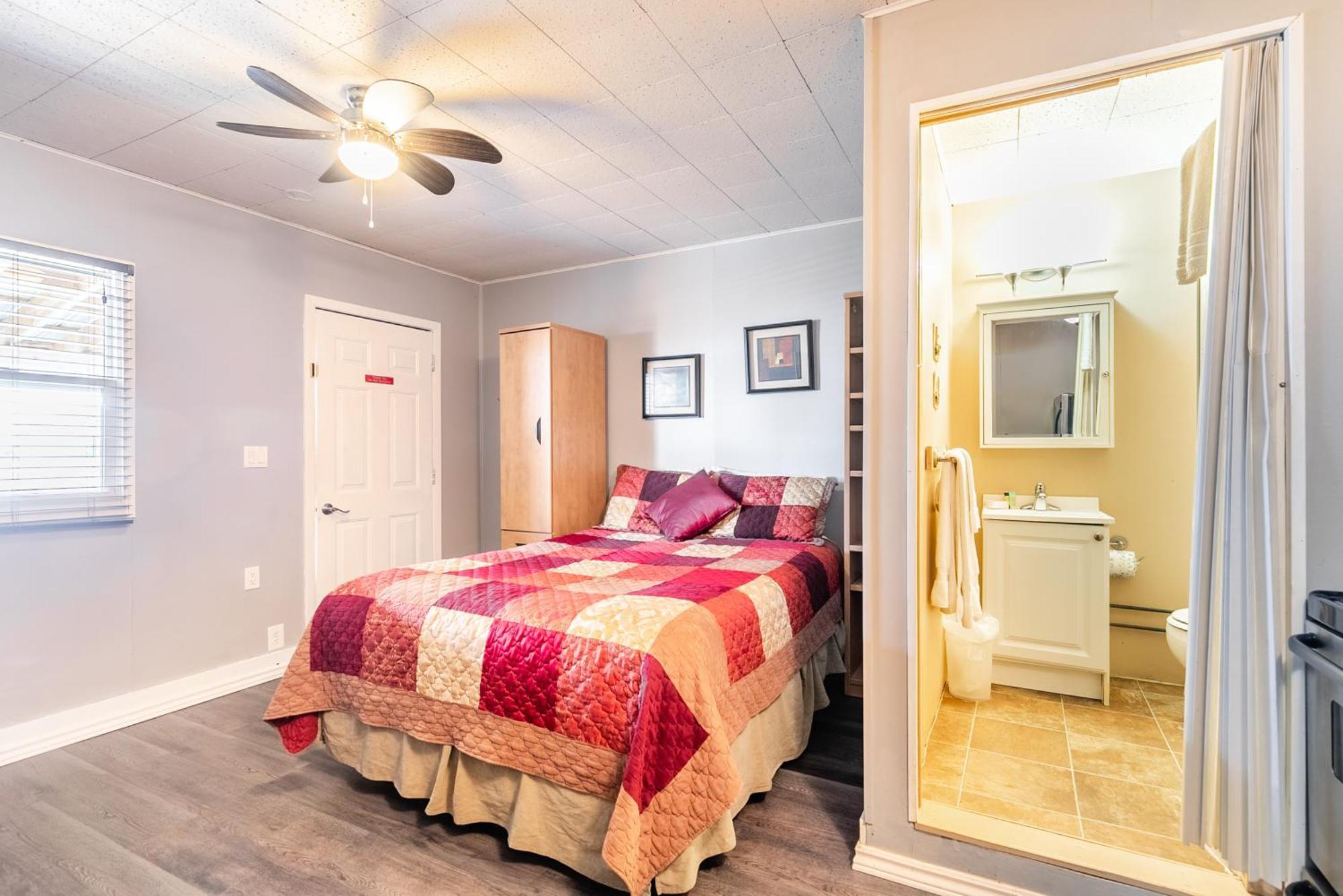 Bayside Cottage Rentals Port Rowan ภายนอก รูปภาพ