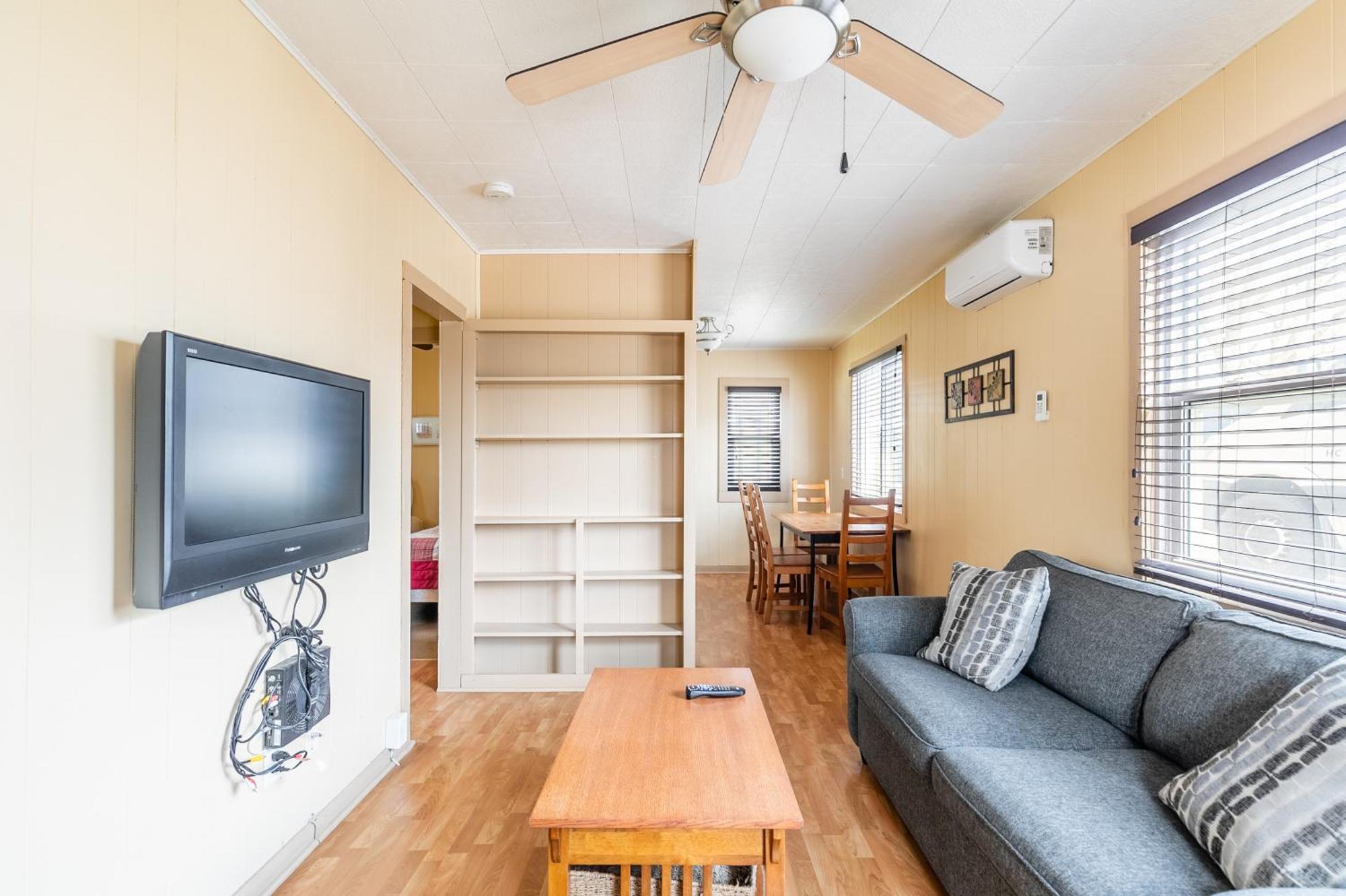 Bayside Cottage Rentals Port Rowan ภายนอก รูปภาพ