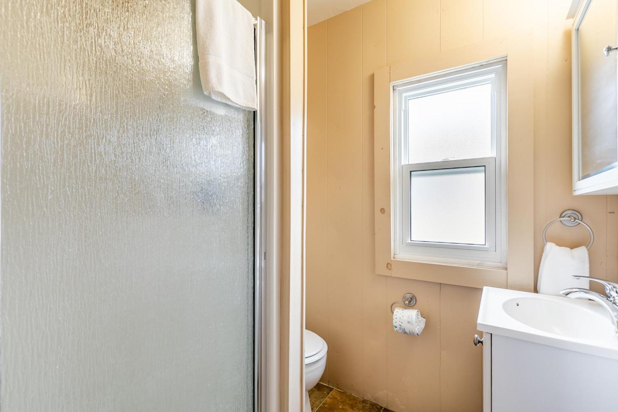 Bayside Cottage Rentals Port Rowan ภายนอก รูปภาพ