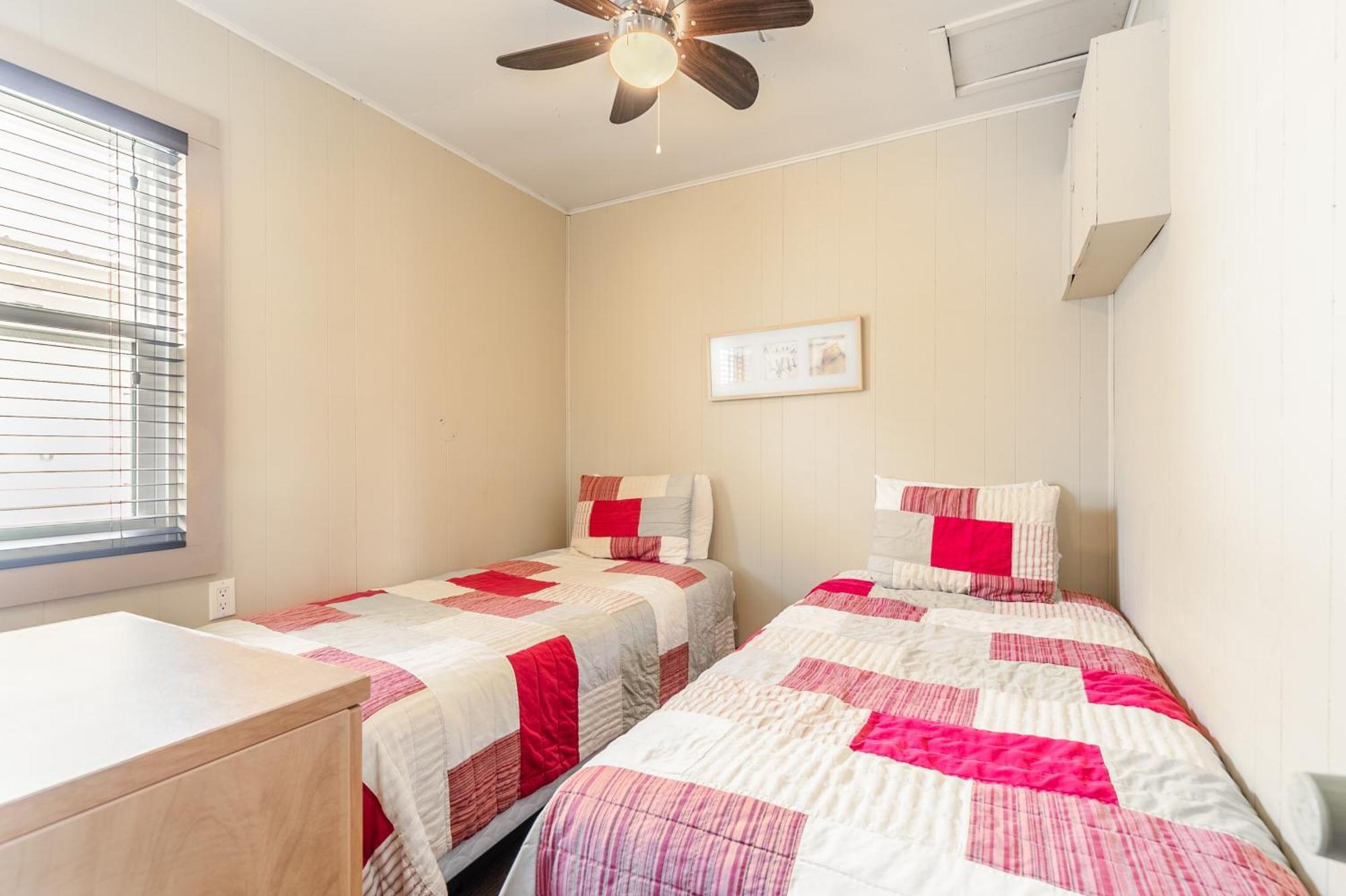 Bayside Cottage Rentals Port Rowan ภายนอก รูปภาพ