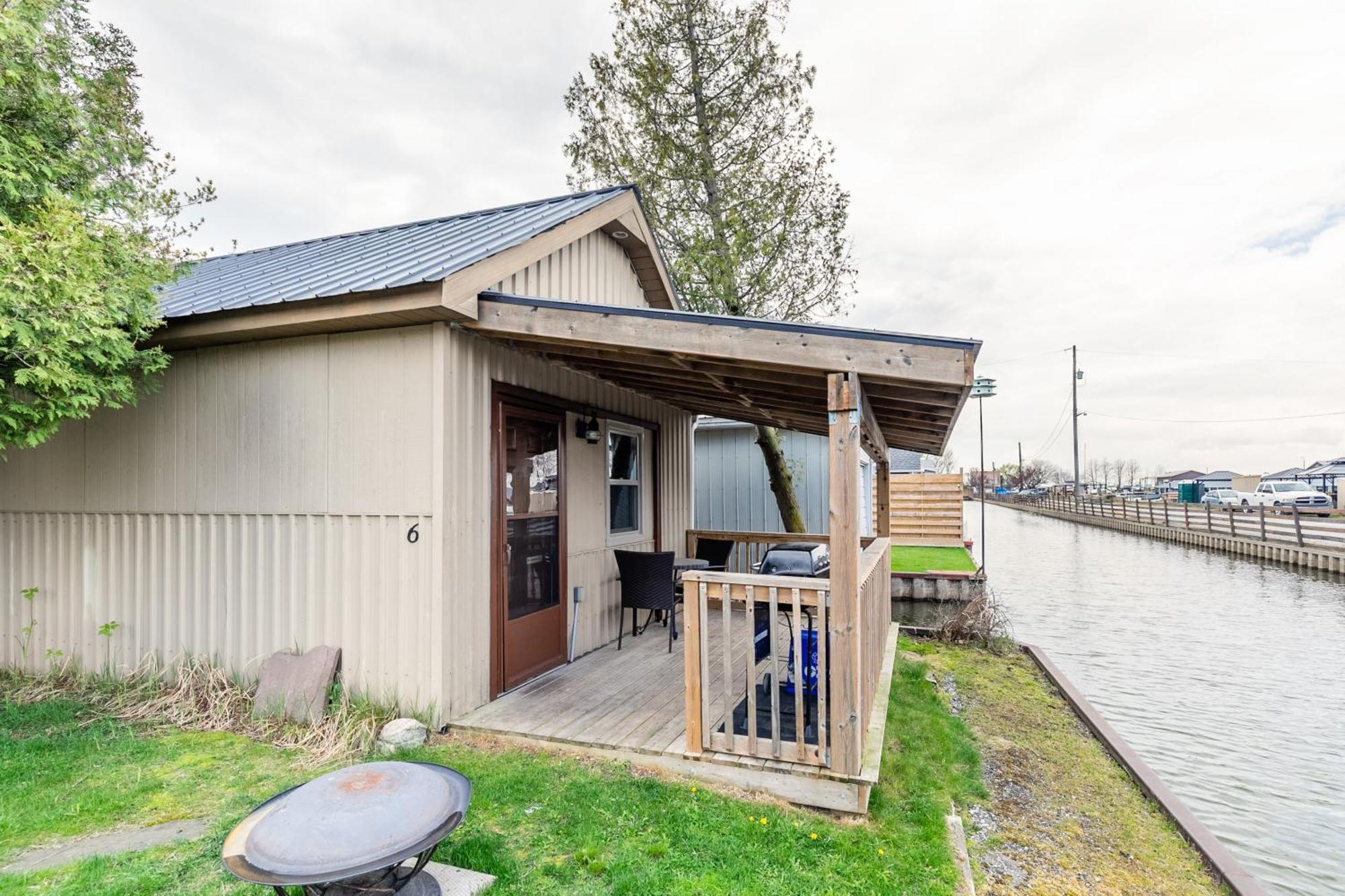 Bayside Cottage Rentals Port Rowan ภายนอก รูปภาพ